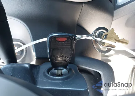 2016 Jeep Compass Latitude z USA, uszkodzony, nr VIN 1C4NJCEAXGD769436